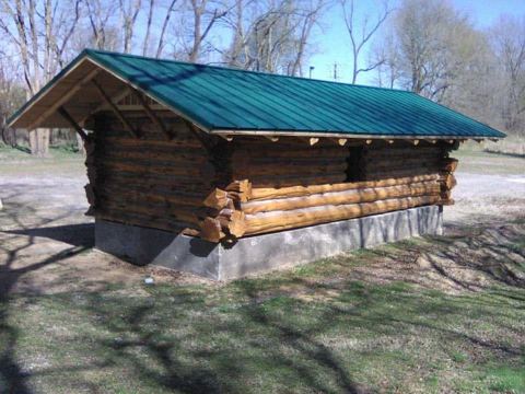 Sticks & Stones hand-notched cedar log cabin work