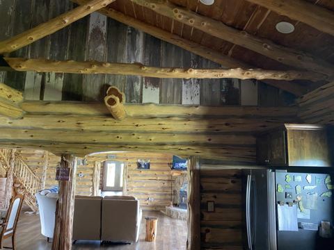Sticks & Stones hand-notched cedar log cabin work