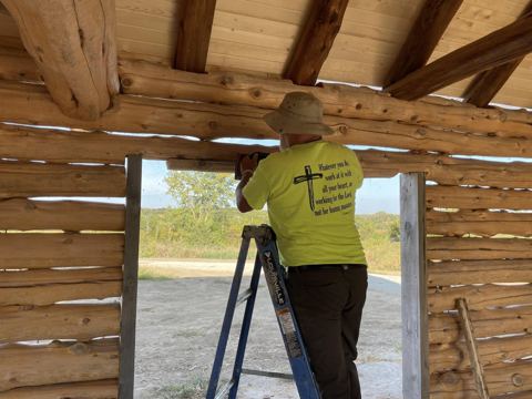 Sticks & Stones hand-notched cedar log cabin work