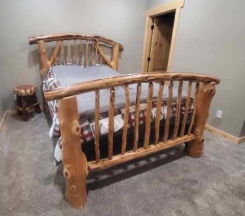 Sticks & Stones hand-notched cedar log cabin work