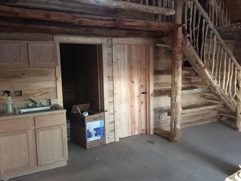 Sticks & Stones hand-notched cedar log cabin work