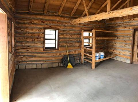 Sticks & Stones hand-notched cedar log cabin work
